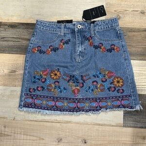 Umgee Embroidered denim skirt